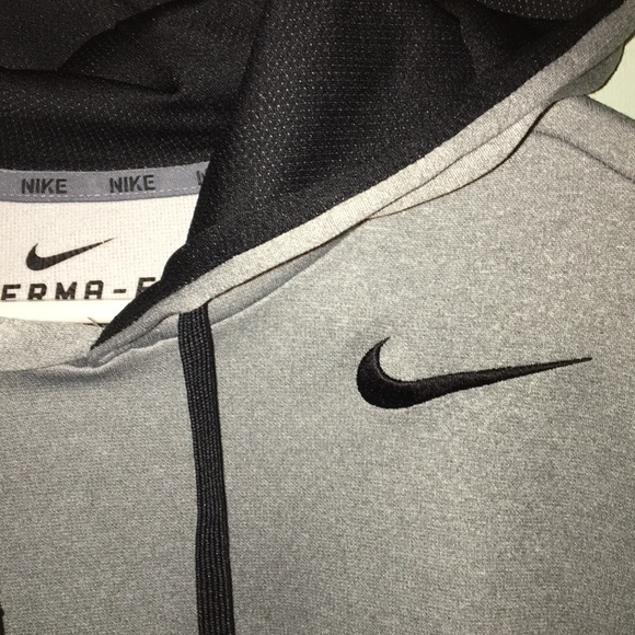 Nike Therma-Fit Hoodie - Picture 4 of 6